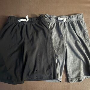 Kid’s Black and Gray Shorts bundle of 2 size 7